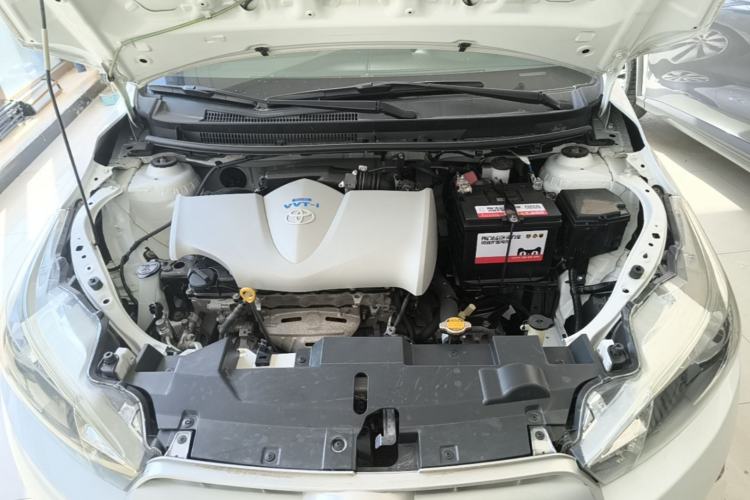 Used Toyota YARiS L Zhi Xuan 2015 1.5E Automatic Charm Edition Engine Bay