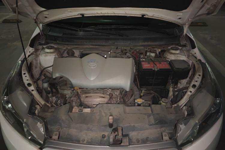 Used Toyota YARiS L Zhi Xuan 2015 1.5E Automatic Charm Edition Engine Bay