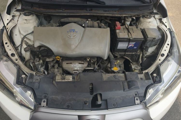 Used Toyota YARiS L Zhi Xuan 2015 1.5E Automatic Charm Edition Engine Bay