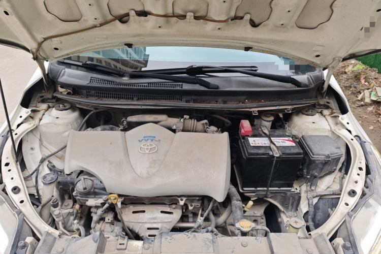 Used Toyota YARiS L Zhi Xuan 2015 1.5E Automatic Charm Edition Engine Bay