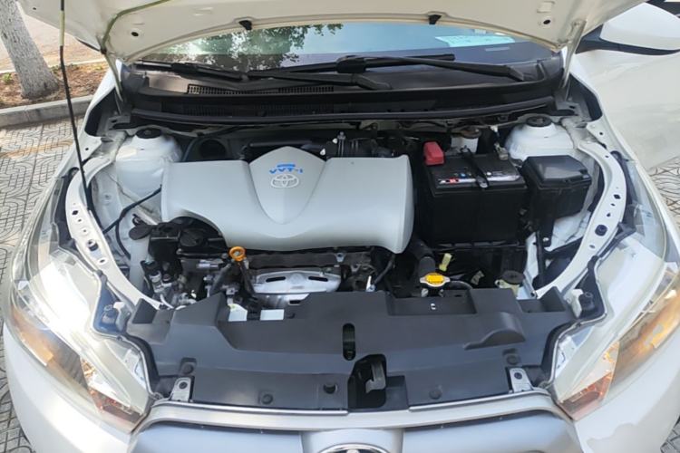 Used Toyota YARiS L Zhi Xuan 2015 1.5E Automatic Charm Edition Engine Bay