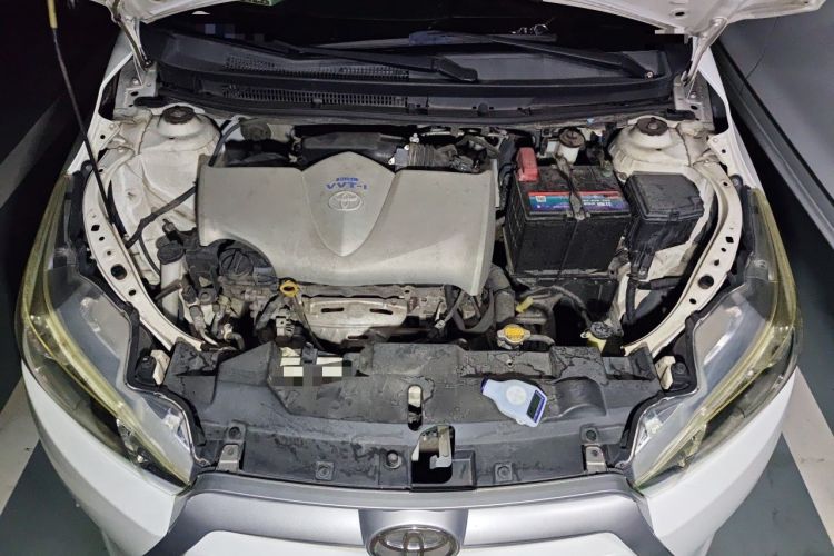 Used Toyota YARiS L Zhi Xuan 2015 1.5E Automatic Charm Edition Engine Bay