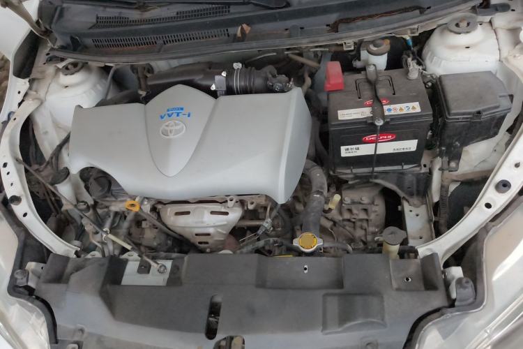 Used Toyota YARiS L Zhi Xuan 2015 1.5E Automatic Charm Edition Engine Bay