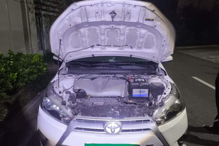 Used Toyota YARiS L Zhi Xuan 2015 1.5E Automatic Charm Edition Engine Bay