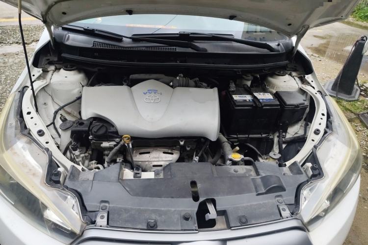 Used Toyota YARiS L Zhi Xuan 2015 1.5E Automatic Charm Edition Engine Bay