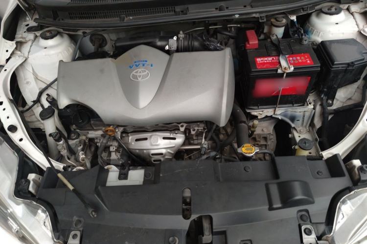 Used Toyota YARiS L Zhi Xuan 2015 1.5E Automatic Charm Edition Engine Bay