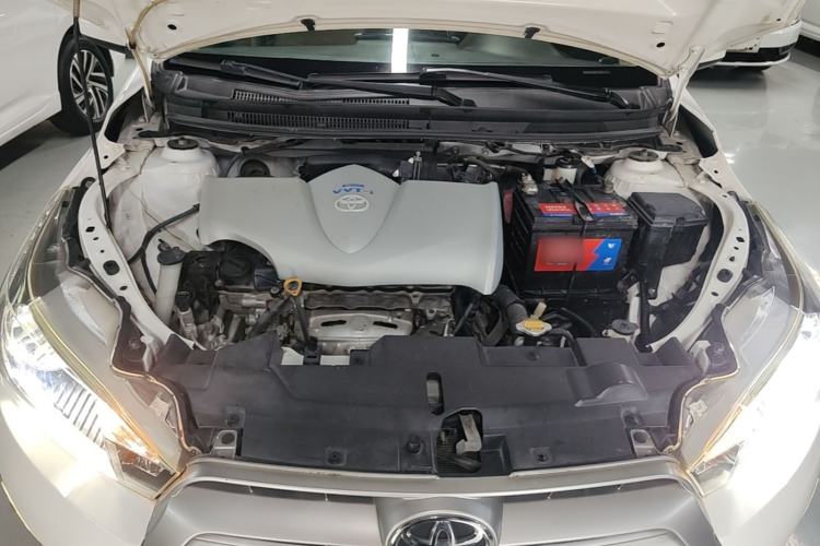 Used Toyota YARiS L Zhi Xuan 2015 1.5E Automatic Charm Edition Engine Bay