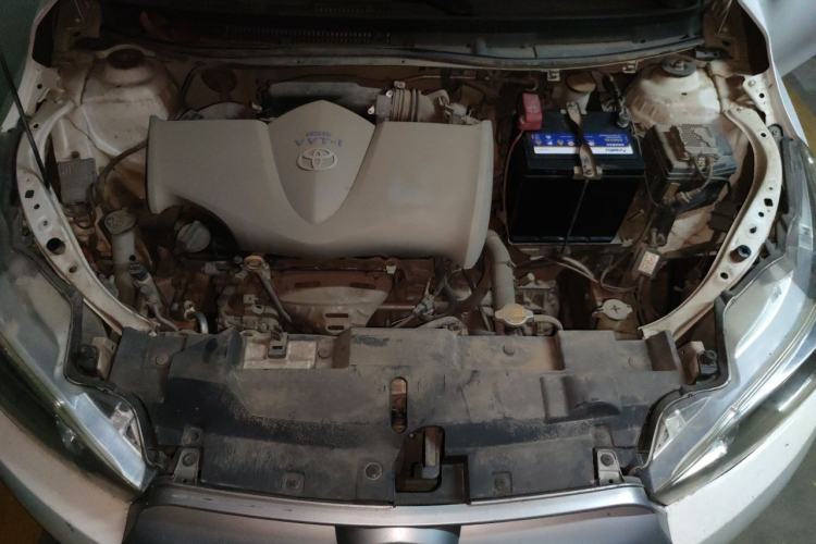 Used Toyota YARiS L Zhi Xuan 2015 1.5E Automatic Charm Edition Engine Bay