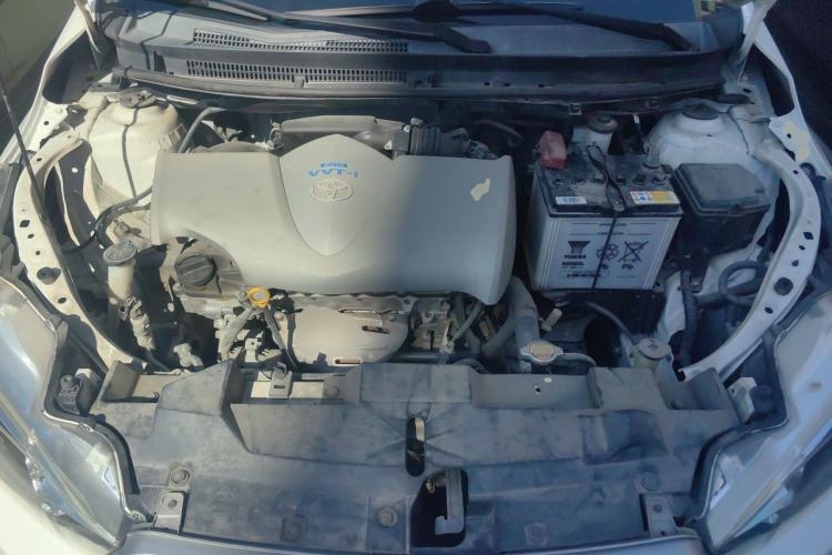 Used Toyota YARiS L Zhi Xuan 2015 1.5E Automatic Charm Edition Engine Bay