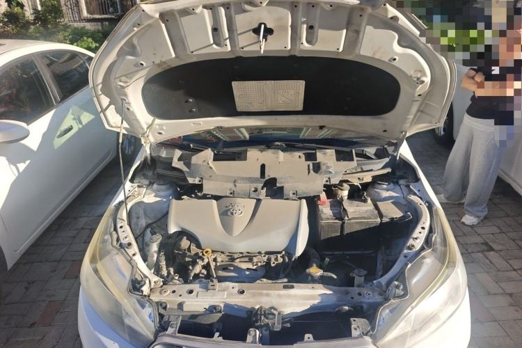 Used Toyota YARiS L Zhi Xuan 2015 1.5E Automatic Charm Edition Engine Bay