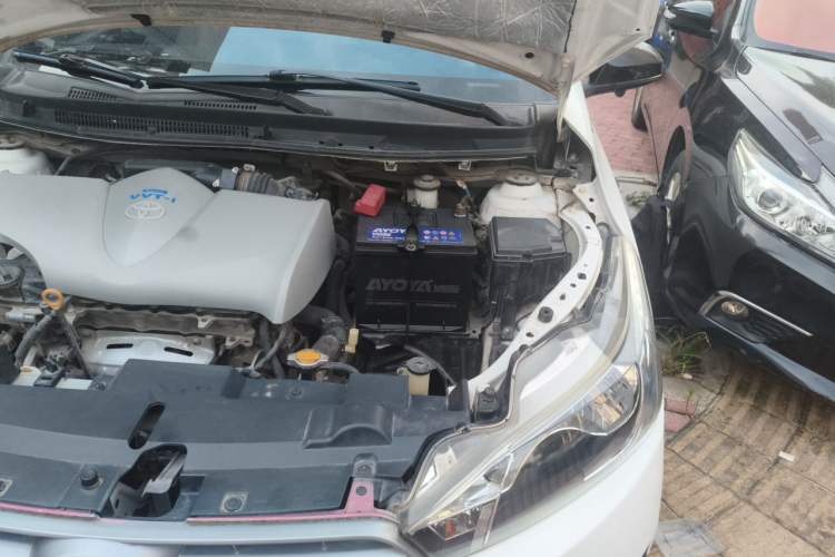 Used Toyota YARiS L Zhi Xuan 2015 1.5E Automatic Charm Edition Engine Bay Left