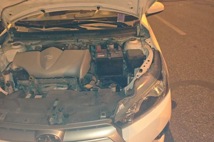 Used Toyota YARiS L Zhi Xuan 2015 1.5E Automatic Charm Edition Engine Bay Left