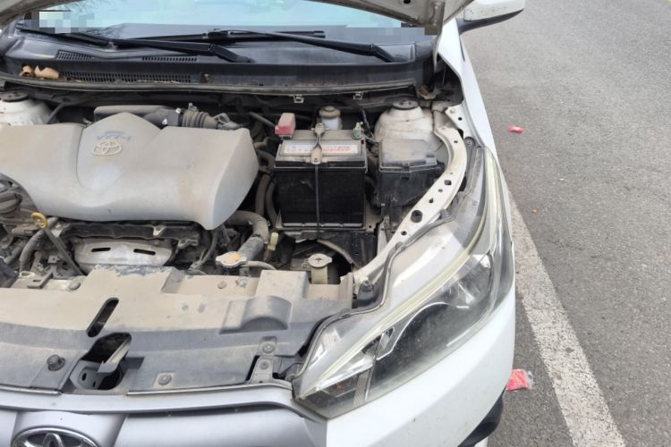 Used Toyota YARiS L Zhi Xuan 2015 1.5E Automatic Charm Edition Engine Bay Left
