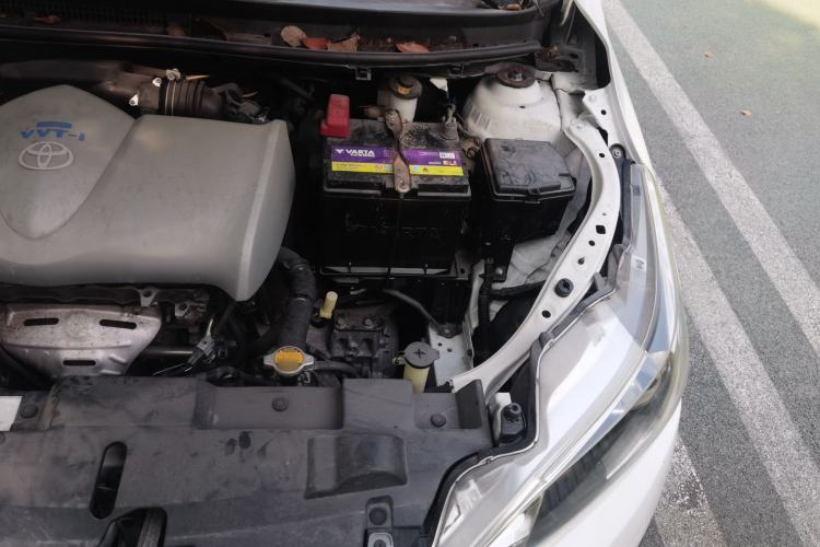 Used Toyota YARiS L Zhi Xuan 2015 1.5E Automatic Charm Edition Engine Bay Left
