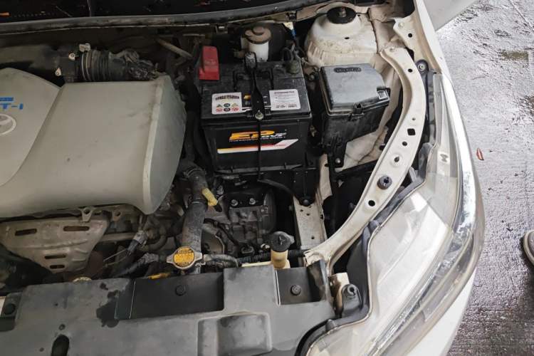 Used Toyota YARiS L Zhi Xuan 2015 1.5E Automatic Charm Edition Engine Bay Left