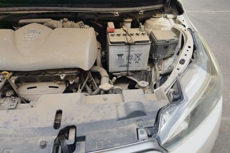 Used Toyota YARiS L Zhi Xuan 2015 1.5E Automatic Charm Edition Engine Bay Left