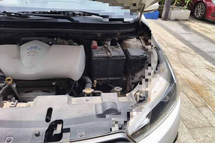 Used Toyota YARiS L Zhi Xuan 2015 1.5E Automatic Charm Edition Engine Bay Left