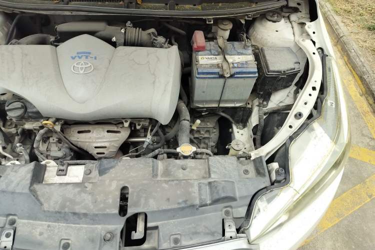 Used Toyota YARiS L Zhi Xuan 2015 1.5E Automatic Charm Edition Engine Bay Left