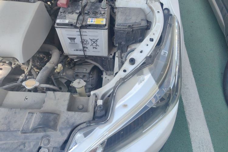 Used Toyota YARiS L Zhi Xuan 2015 1.5E Automatic Charm Edition Engine Bay Left