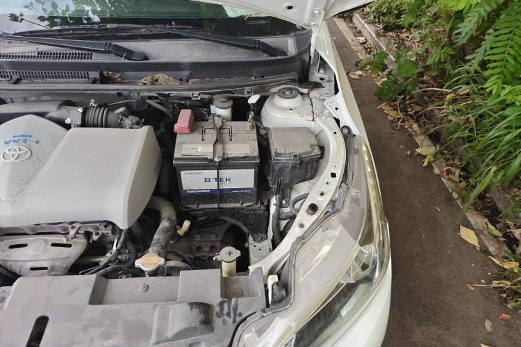 Used Toyota YARiS L Zhi Xuan 2015 1.5E Automatic Charm Edition Engine Bay Left