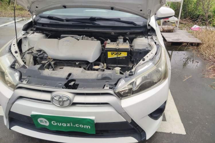 Used Toyota YARiS L Zhi Xuan 2015 1.5E Automatic Charm Edition Engine Bay Left