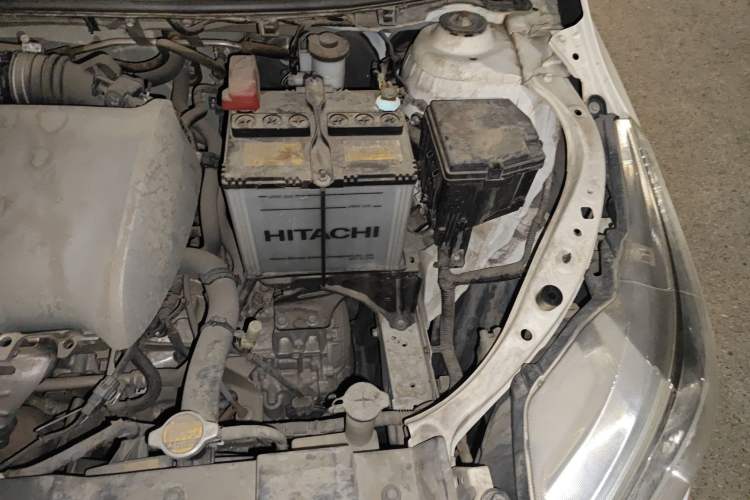Used Toyota YARiS L Zhi Xuan 2015 1.5E Automatic Charm Edition Engine Bay Left