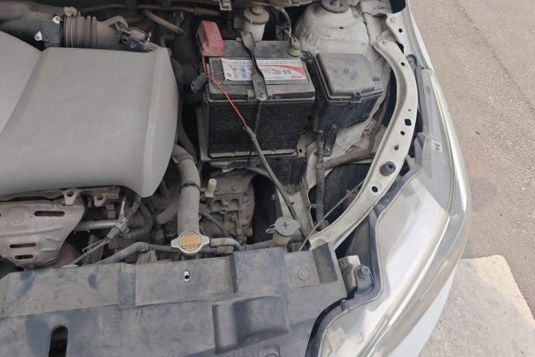 Used Toyota YARiS L Zhi Xuan 2015 1.5E Automatic Charm Edition Engine Bay Left