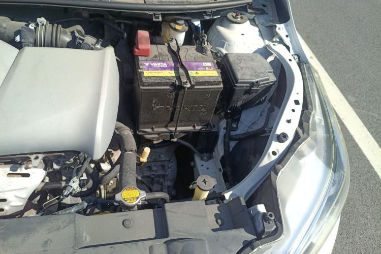 Used Toyota YARiS L Zhi Xuan 2015 1.5E Automatic Charm Edition Engine Bay Left