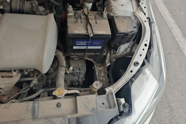 Used Toyota YARiS L Zhi Xuan 2015 1.5E Automatic Charm Edition Engine Bay Left