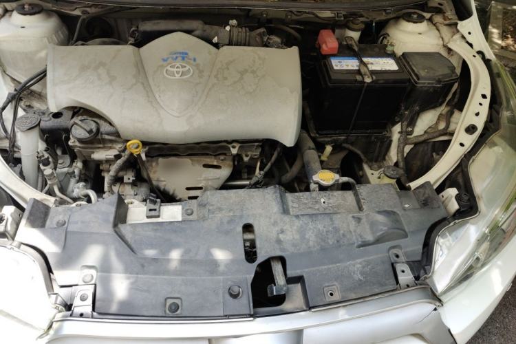Used Toyota YARiS L Zhi Xuan 2015 1.5E Automatic Charm Edition Engine Bay