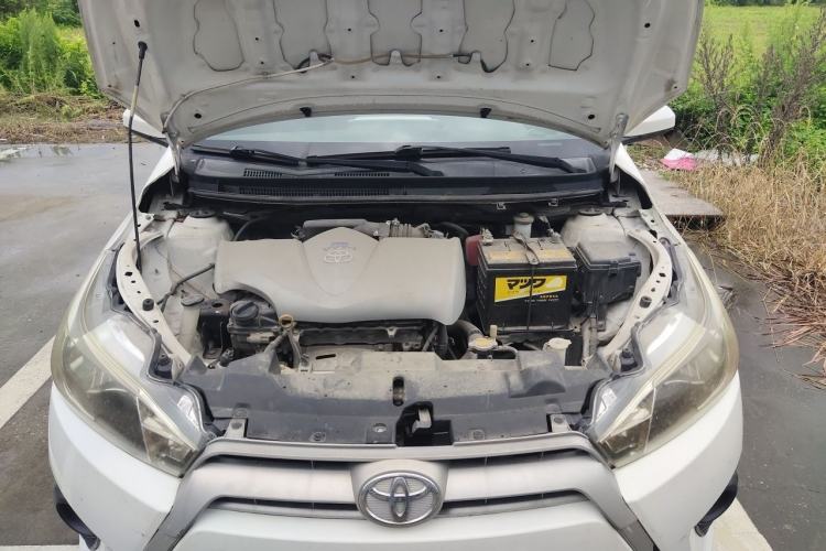Used Toyota YARiS L Zhi Xuan 2015 1.5E Automatic Charm Edition Engine Bay