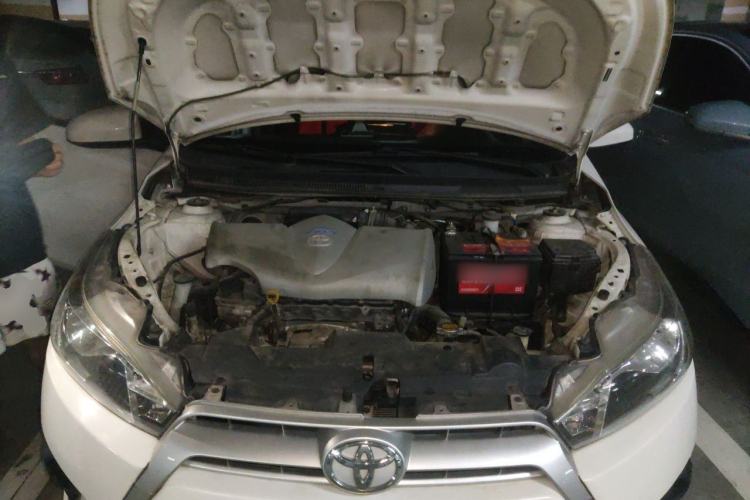 Used Toyota YARiS L Zhi Xuan 2015 1.5E Automatic Charm Edition Engine Bay