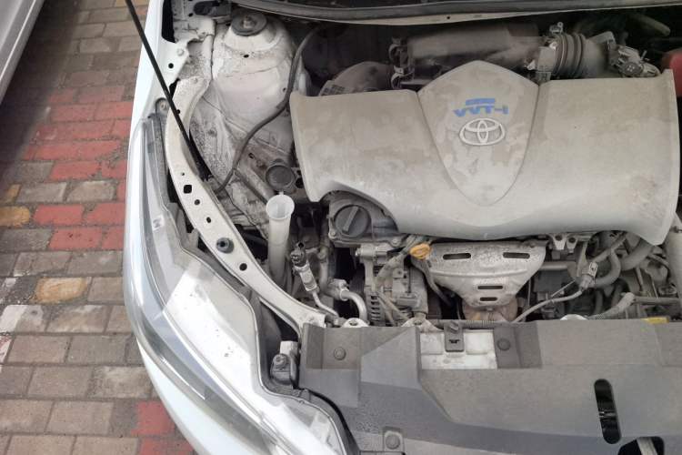 Used Toyota YARiS L Zhi Xuan 2015 1.5E Automatic Charm Edition Engine Bay Right
