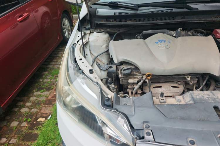 Used Toyota YARiS L Zhi Xuan 2015 1.5E Automatic Charm Edition Engine Bay Right
