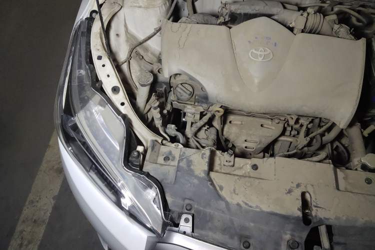 Used Toyota YARiS L Zhi Xuan 2015 1.5E Automatic Charm Edition Engine Bay Right