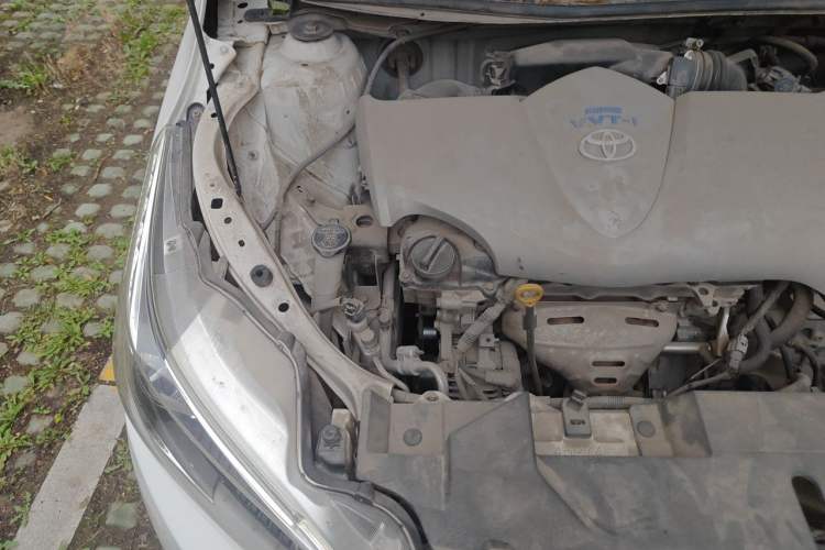 Used Toyota YARiS L Zhi Xuan 2015 1.5E Automatic Charm Edition Engine Bay Right