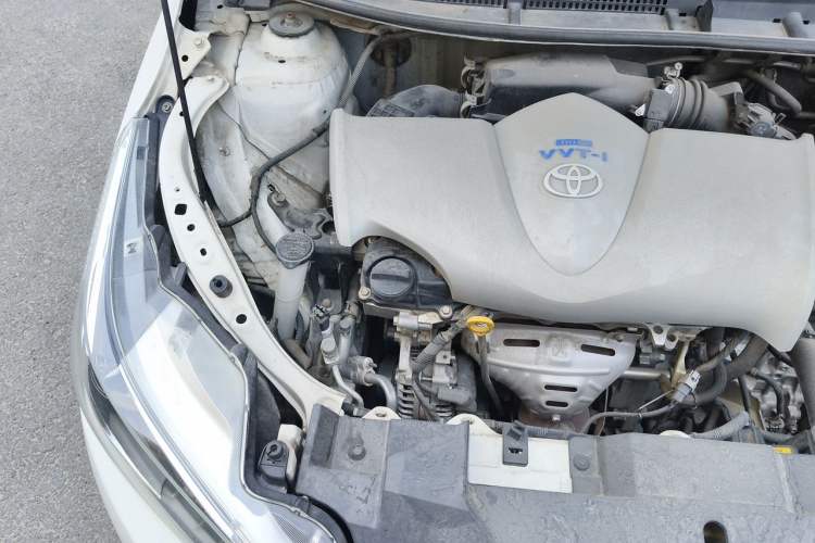 Used Toyota YARiS L Zhi Xuan 2015 1.5E Automatic Charm Edition Engine Bay Right