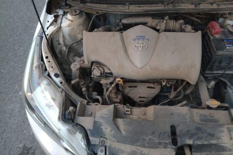 Used Toyota YARiS L Zhi Xuan 2015 1.5E Automatic Charm Edition Engine Bay Right