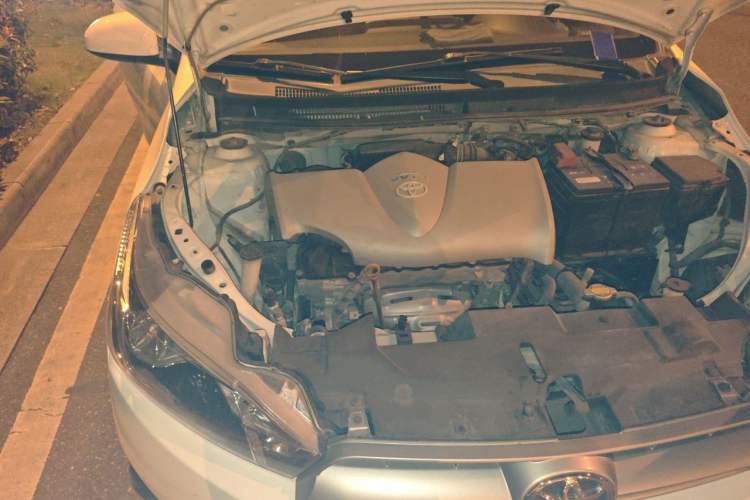 Used Toyota YARiS L Zhi Xuan 2015 1.5E Automatic Charm Edition Engine Bay Right