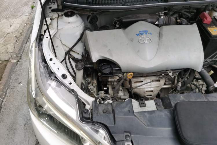 Used Toyota YARiS L Zhi Xuan 2015 1.5E Automatic Charm Edition Engine Bay Right