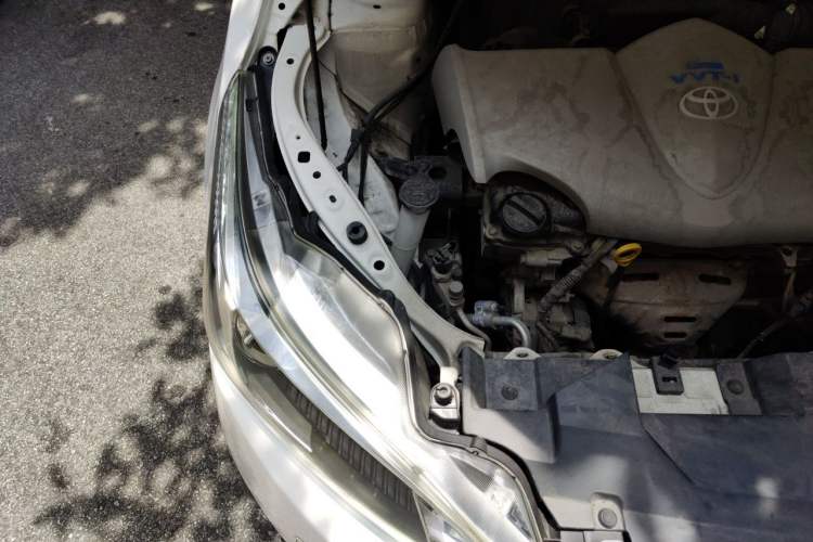 Used Toyota YARiS L Zhi Xuan 2015 1.5E Automatic Charm Edition Engine Bay Right