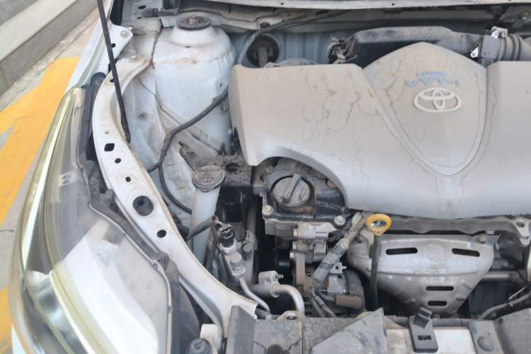 Used Toyota YARiS L Zhi Xuan 2015 1.5E Automatic Charm Edition Engine Bay Right
