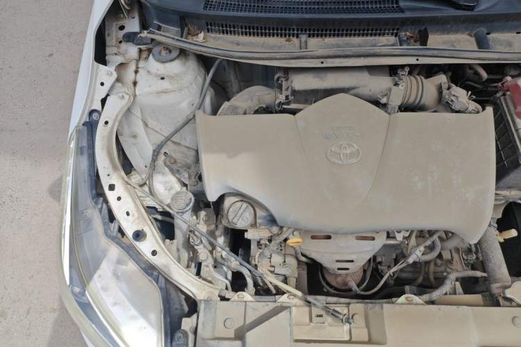 Used Toyota YARiS L Zhi Xuan 2015 1.5E Automatic Charm Edition Engine Bay Right