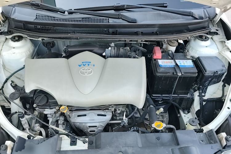 Used Toyota YARiS L Zhi Xuan 2015 1.5E Automatic Charm Edition Engine Bay