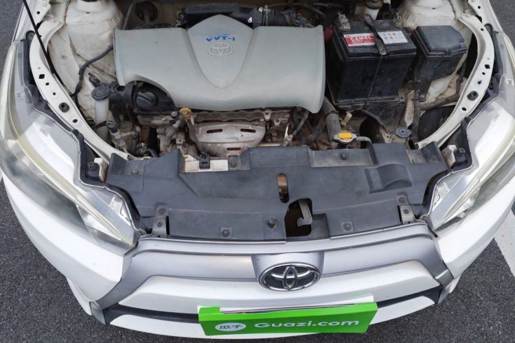 Used Toyota YARiS L Zhi Xuan 2015 1.5E Automatic Charm Edition Engine Bay