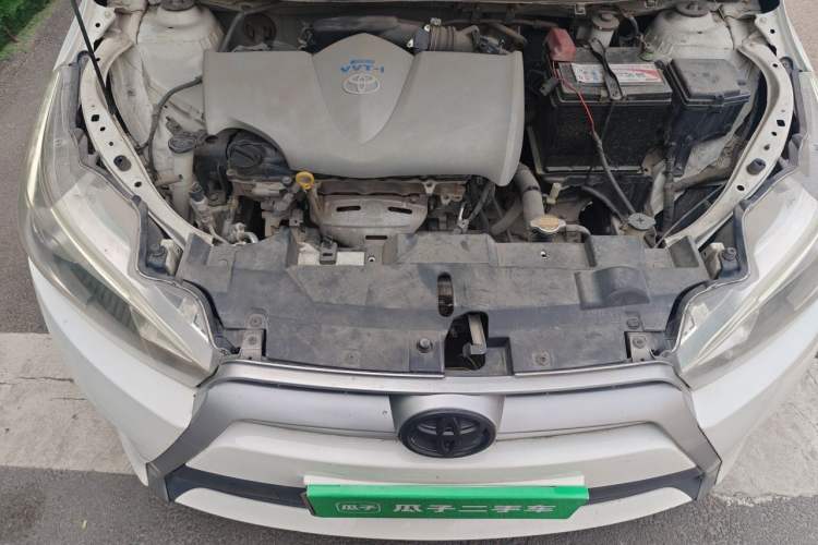 Used Toyota YARiS L Zhi Xuan 2015 1.5E Automatic Charm Edition Engine Bay