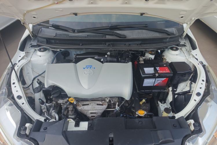 Used Toyota YARiS L Zhi Xuan 2015 1.5E Automatic Charm Edition Engine Bay