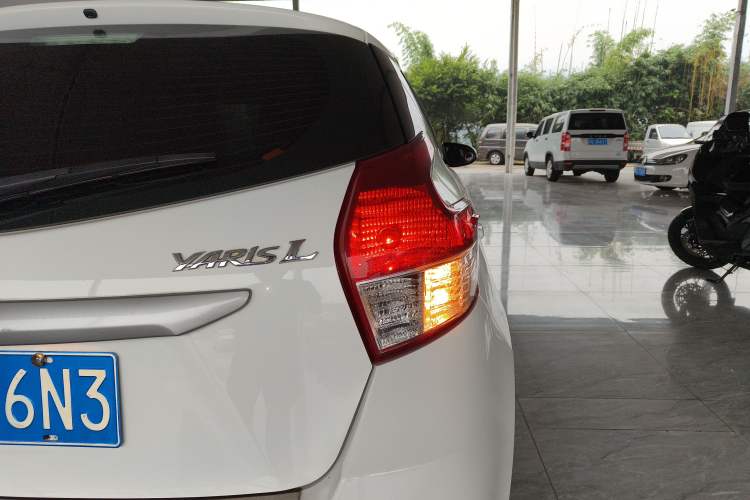 Used Toyota YARiS L Zhi Xuan 2015 1.5G Manual Xuan Dong Sunroof Special Edition Exterior 2