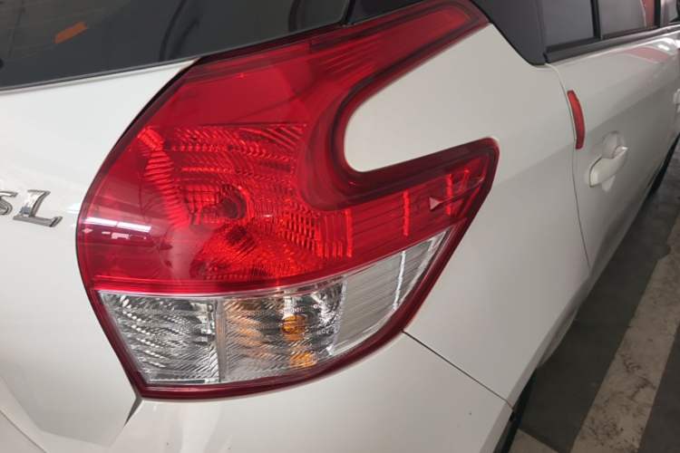 Used Toyota YARiS L Zhi Xuan 2015 1.5E Automatic Charm Edition Exterior 3