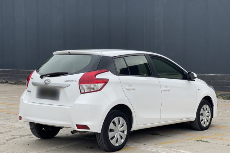 Used Toyota YARiS L Zhi Xuan 2015 1.5E Automatic Charm Edition Exterior 4